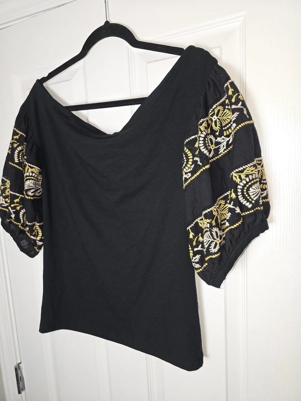 Free People Boho Black Women's Off-Shoulder Top with Embroidered Puff Sleeves M